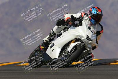 media/Oct-03-2022-Moto Forza (Mon) [[5f077a3730]]/Intermediate Group/Session 4 (Turn 9)/